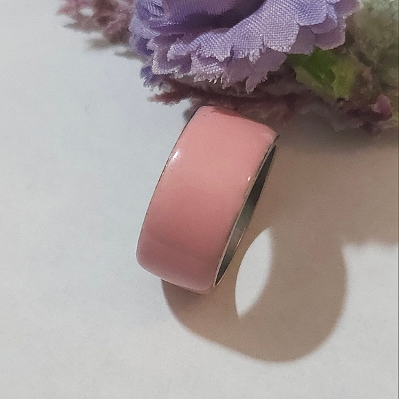 Vintage Jewelry - Vintage Pink Chunky Wide Band Enamel Ring
